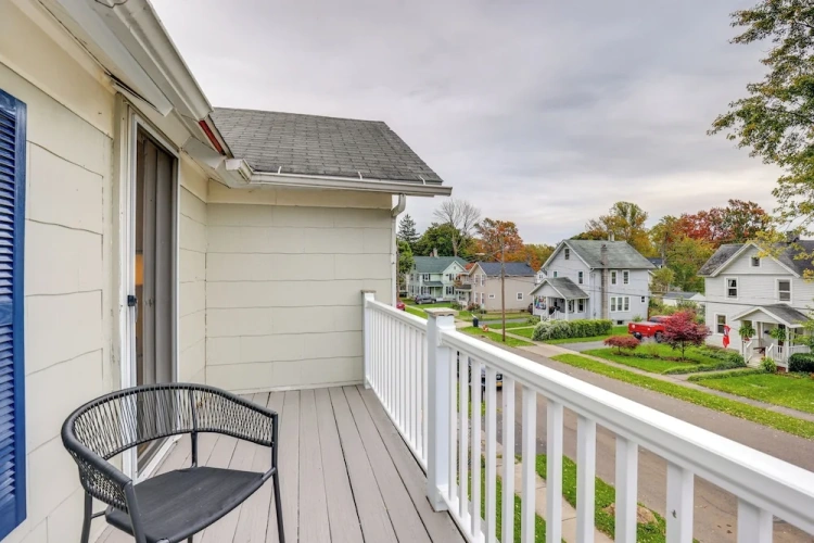 2 Bedrooms Apartment with balcony