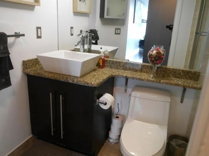 Amazing 2BR Condo with Stunning Views