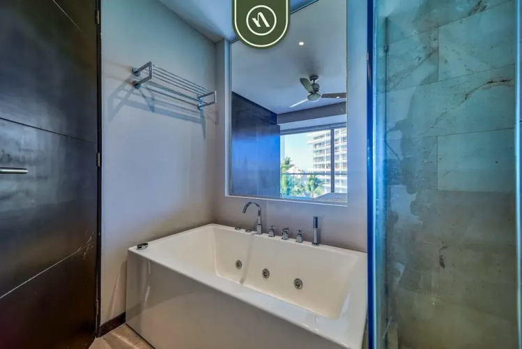 Luxury Oceanfront 2BR Condo With Private Balcony