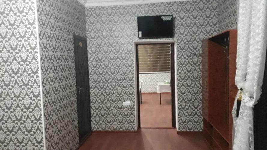 Nurshox Hotel