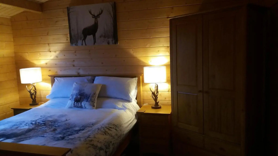 Lochinvar Log Cabin
