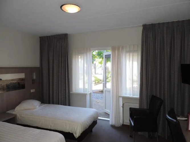 Hotel Ekamper