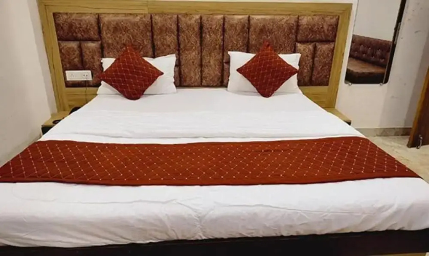 Fabhotel Elegance