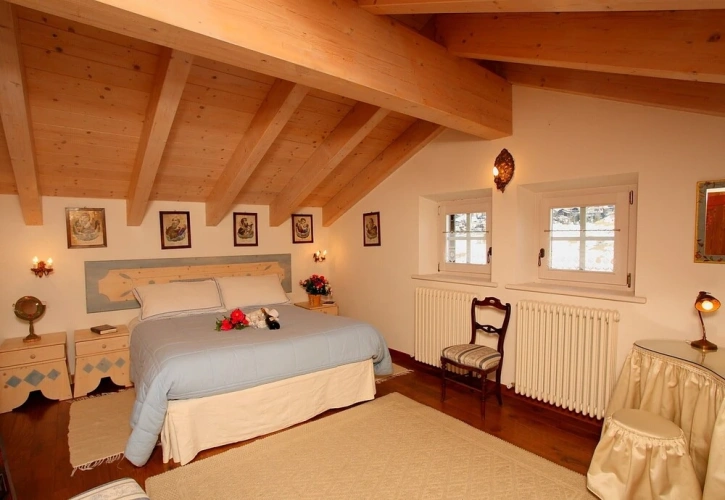 4 Bedrooms Family Apartment