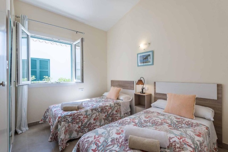 3 Bedrooms Villa