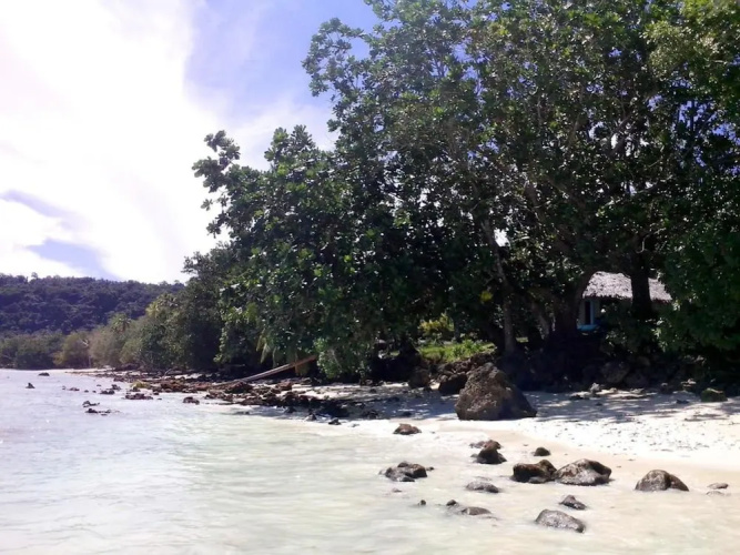 Lonnoc Beach Lodge