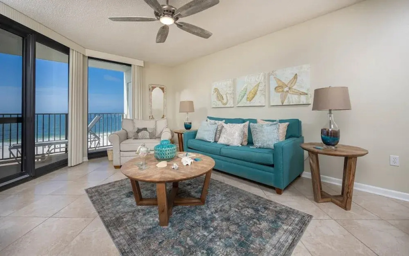 Phoenix Vi 61010 2 Bedroom Condo