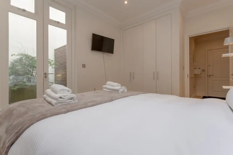 Modern 1 Bedroom Flat in Highbury