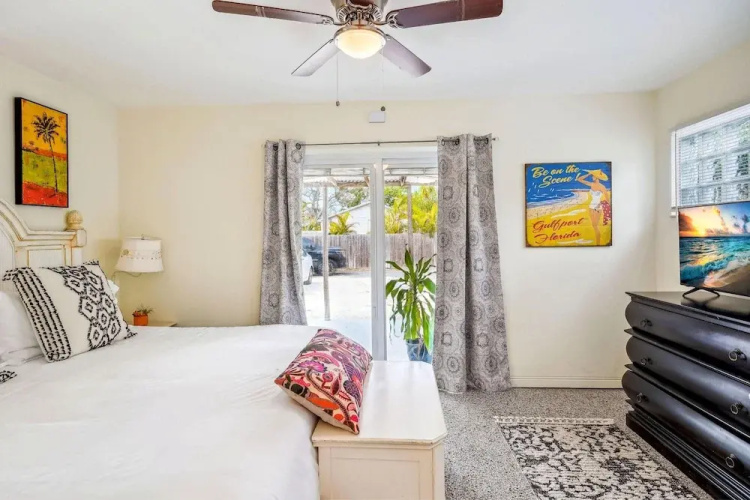 Beach Quarters #4