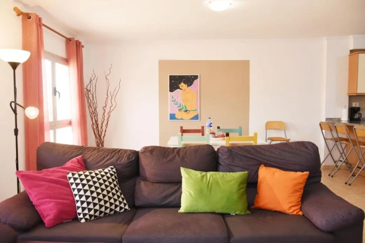 2 Bedrooms Apartment