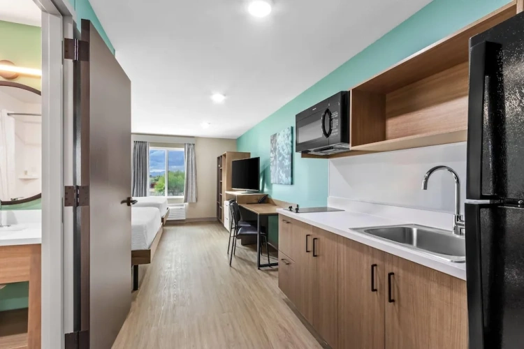 Quadruple Suite