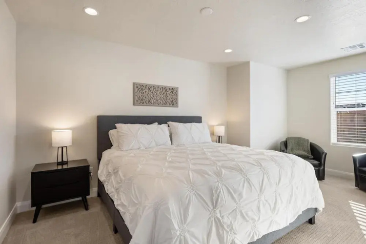 Holiday Hideaway 5 Bedroom Townhouse