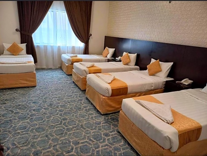 Standard Quintuple room