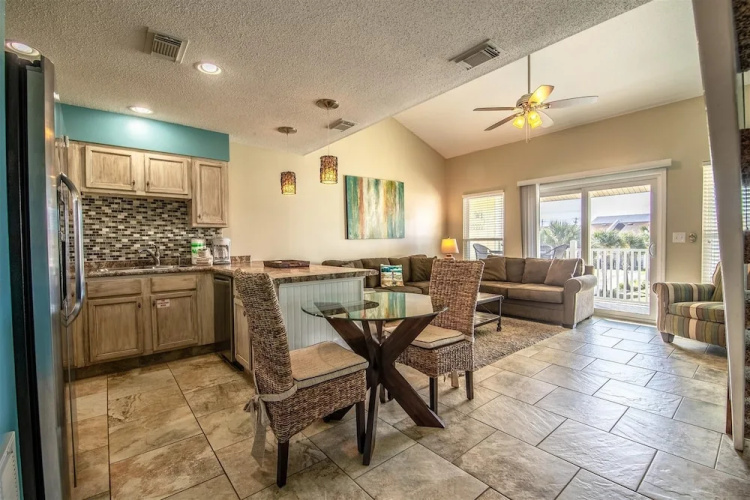 9 G, Two Bedroom Condo