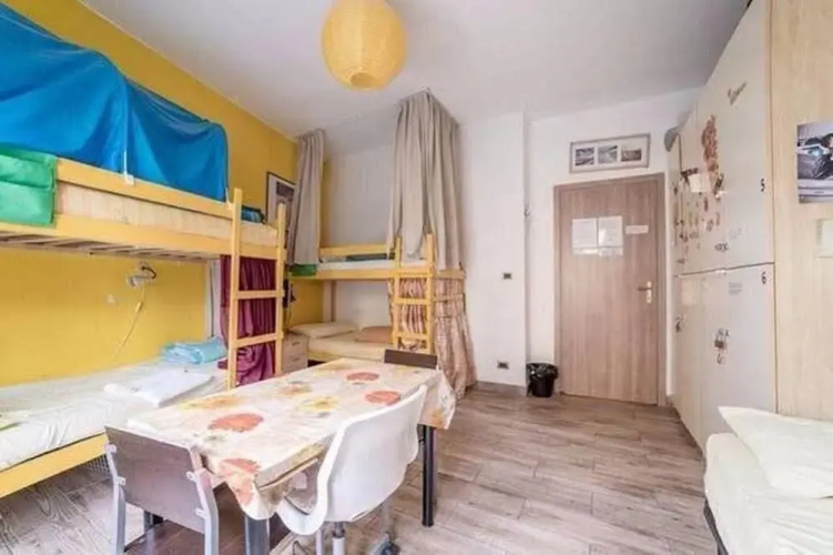 Europe station rooms