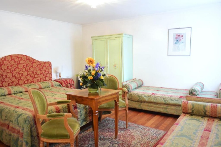 Quadruple room