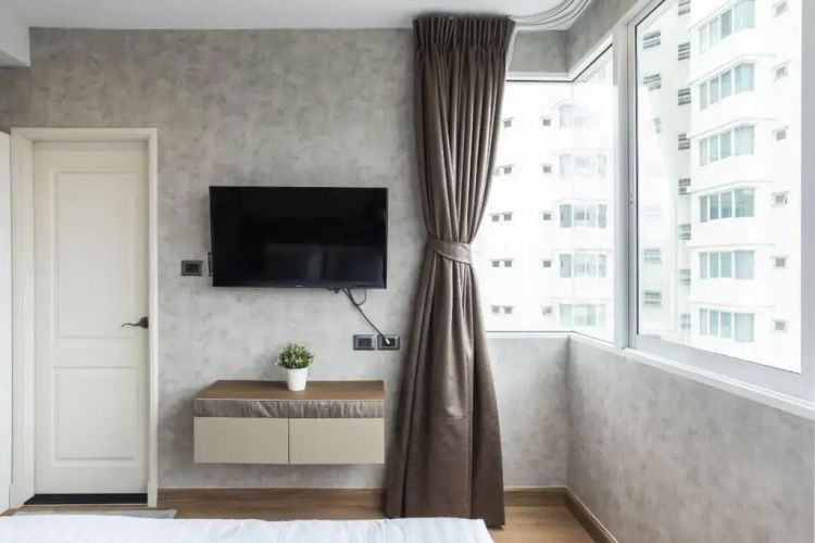 Penthouses 2Bedrooms @MRT Huai Khwang 会说中文