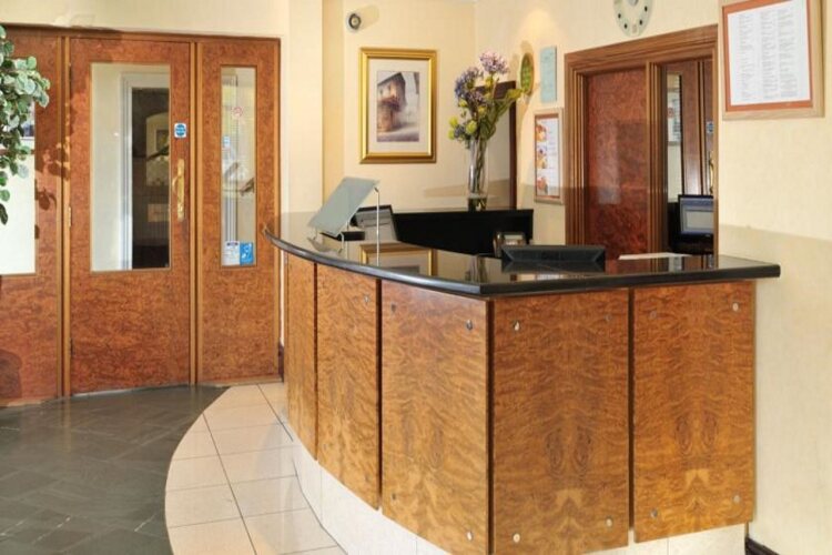 Comfort Hotel HarrowOver view