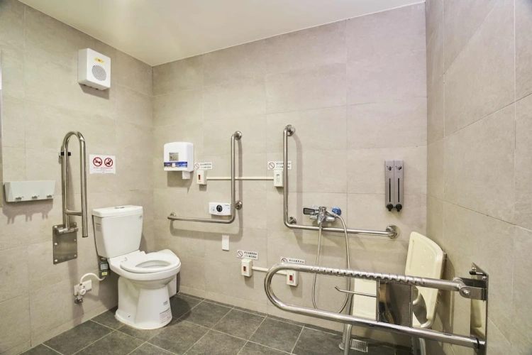 Standard Quintuple room
