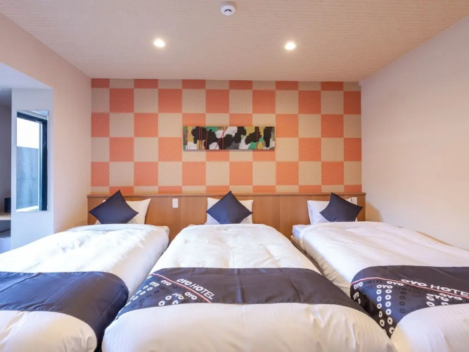 OYO Earth Hotel
