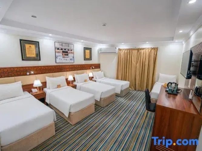 Standard Quintuple room