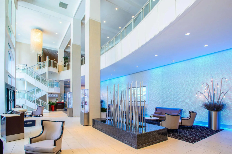 DoubleTree by Hilton Rochester Mayo Clinic Area