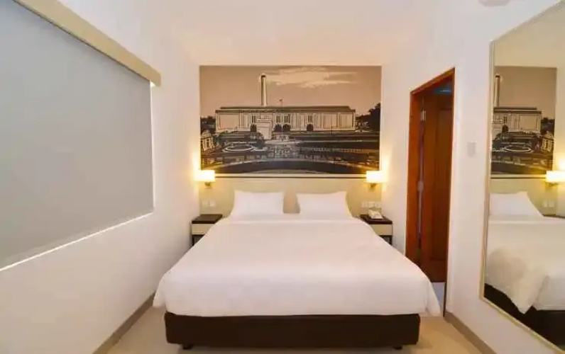 Fivecord Hotel Solo