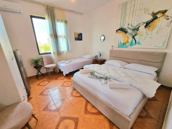 Guest House Vila Elezi