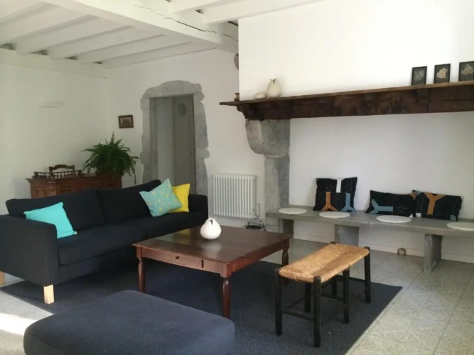 3 Bedrooms Cottage