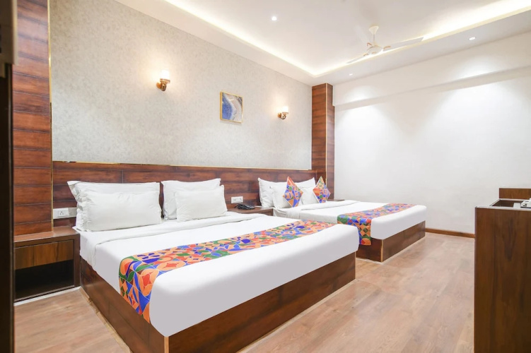 Fabhotel Awadhvue