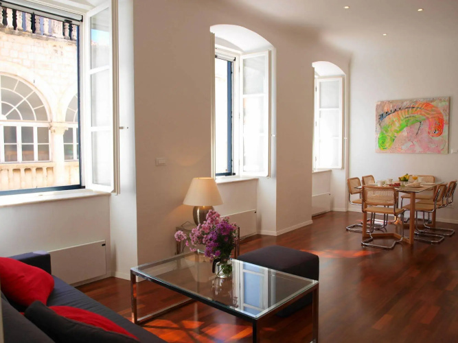 MirÓ Studio Apartments