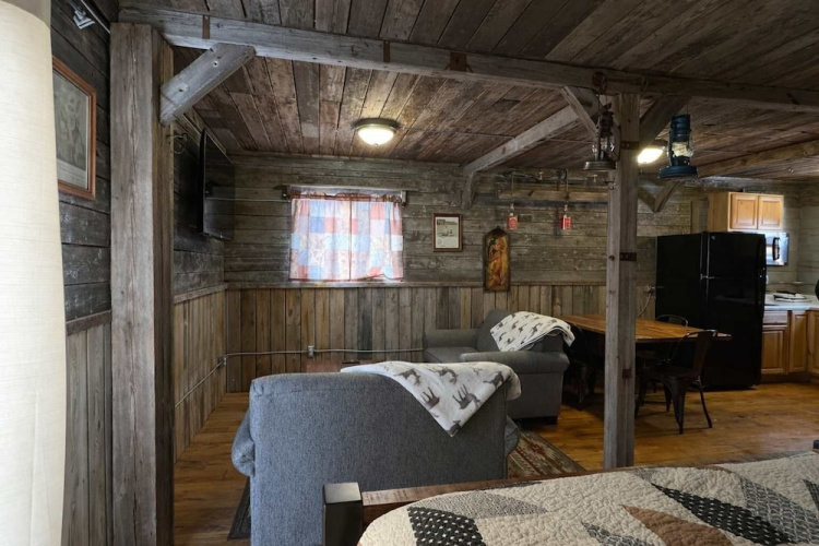 Outback Shack: Lake Access Studio in Woodruff