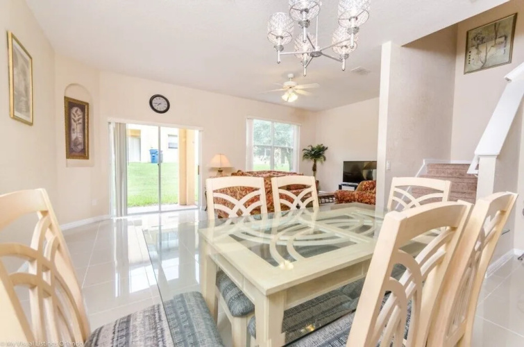734lam 3 Bedroom Townhouse