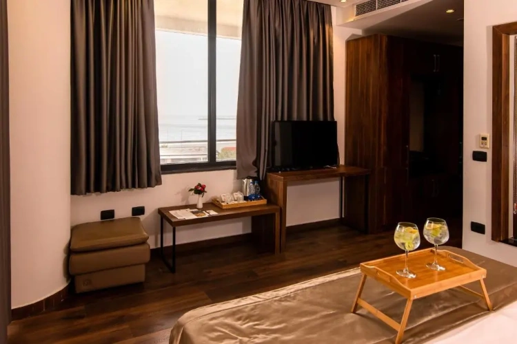 Standard Double room with sea view