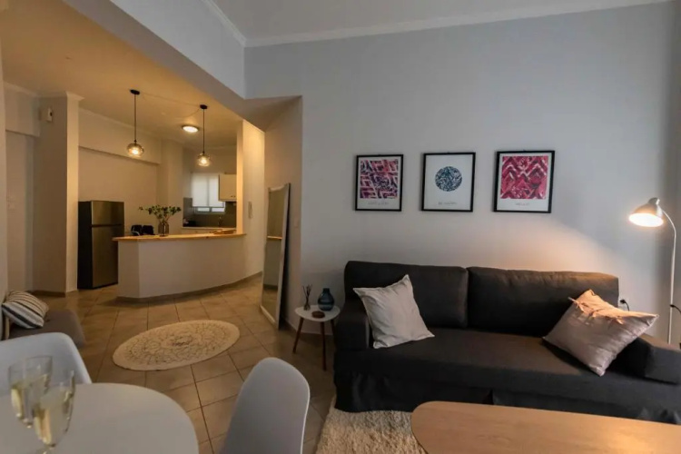 Avra Apartment