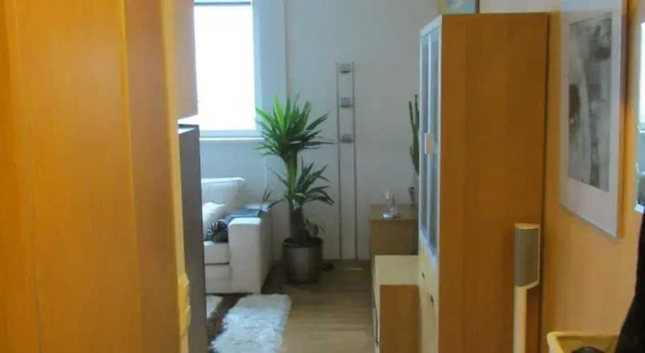 Blue Sky Lounge Apartment