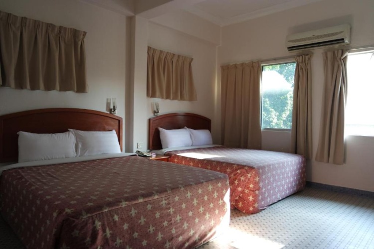 Deluxe Quadruple room