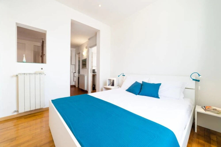 Sunny Flat With a Large Terrace Close to Vatican, Serviced by Hostmake