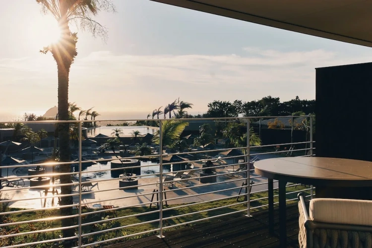 Standard Twin room with balcony