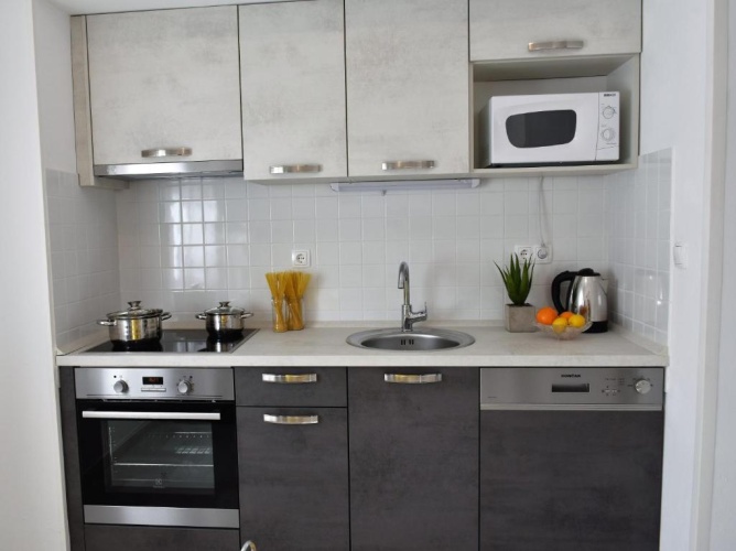 2 Bedrooms Apartment with sea view