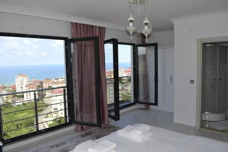 Shahin Golden Hotel