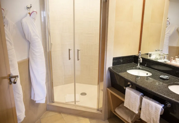 Deluxe Double room with balcony and with sea view
