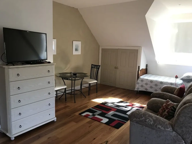 2 Bedrooms Cottage with view