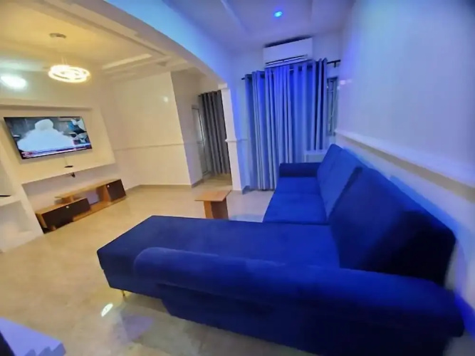 Sway Apartments