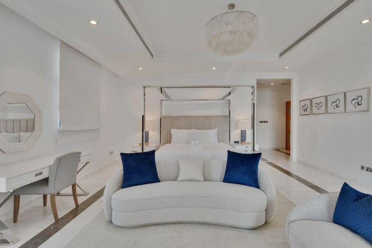 Luxury Villa w Dramatic Vw Private Beach Pool