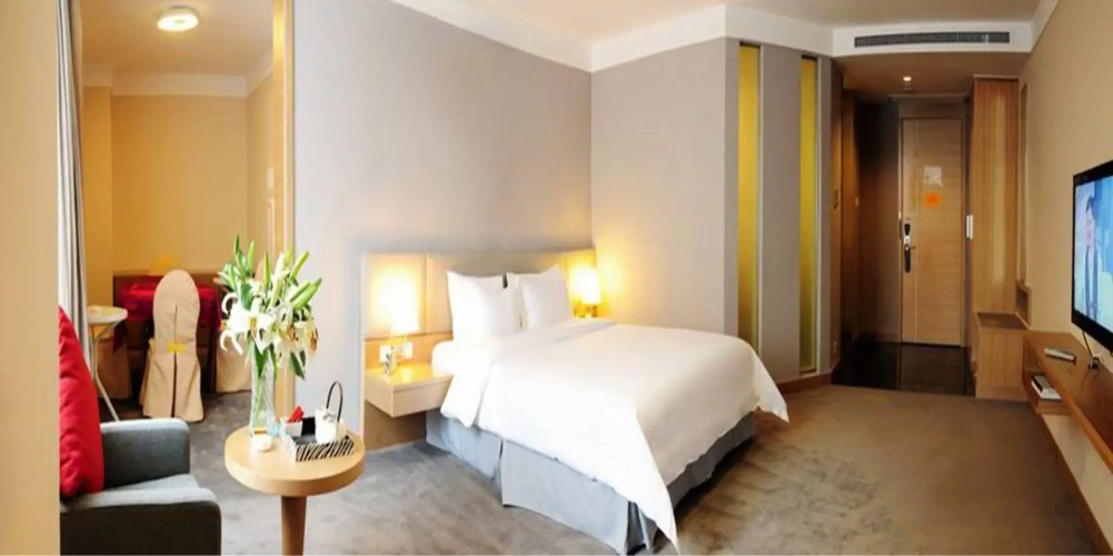 U Hotel