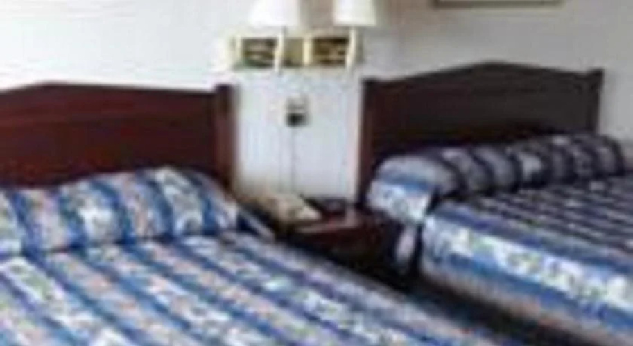 Washington & Lee Motel
