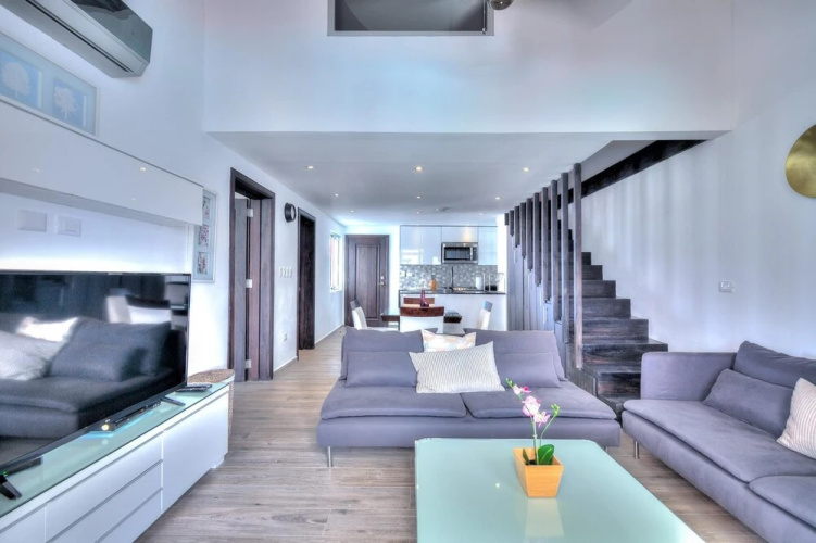 Beach Apartment With Smart TV and High Speed Wifi