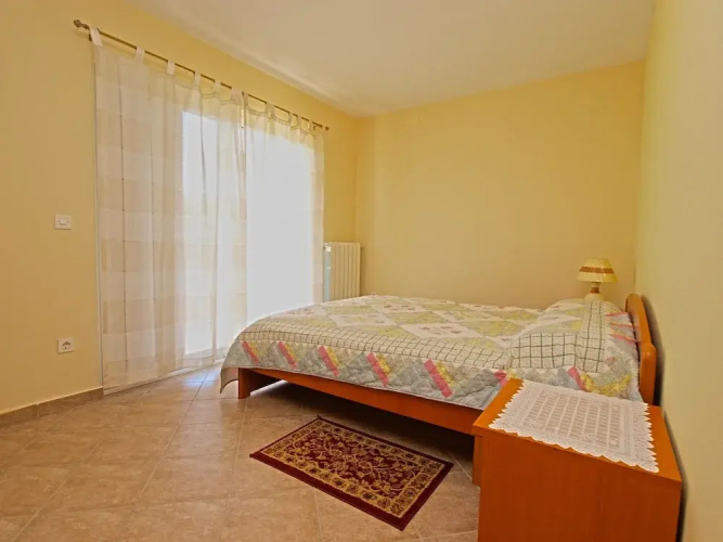 Apartment 1094