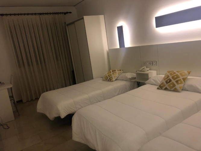 Triple room